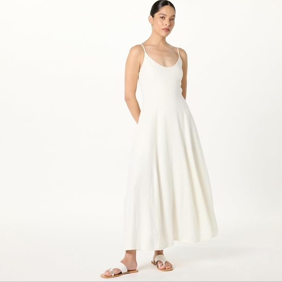 The Drop Dresses & Skirts - White Luna Scoop Neck Linen Maxi Dress